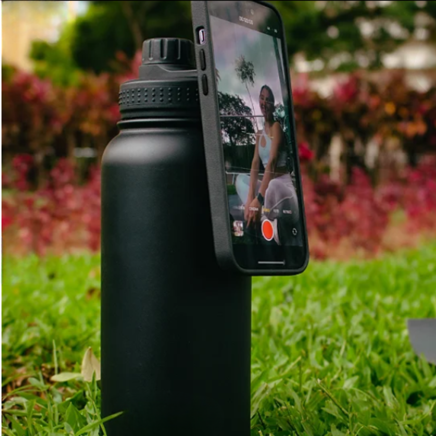 Royal Bottle - Garrafa Térmica com Suporte Magnético para Celular